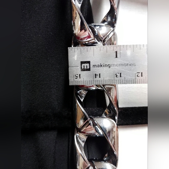 Bnwt (S) chain strap tank top w/tie at back neck (pewter plastic light chains) - Picture 4 of 6